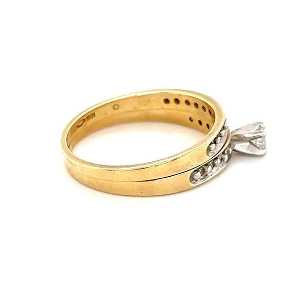 Elegant Gold and Silver Women's Ring - Picture 12 of 12